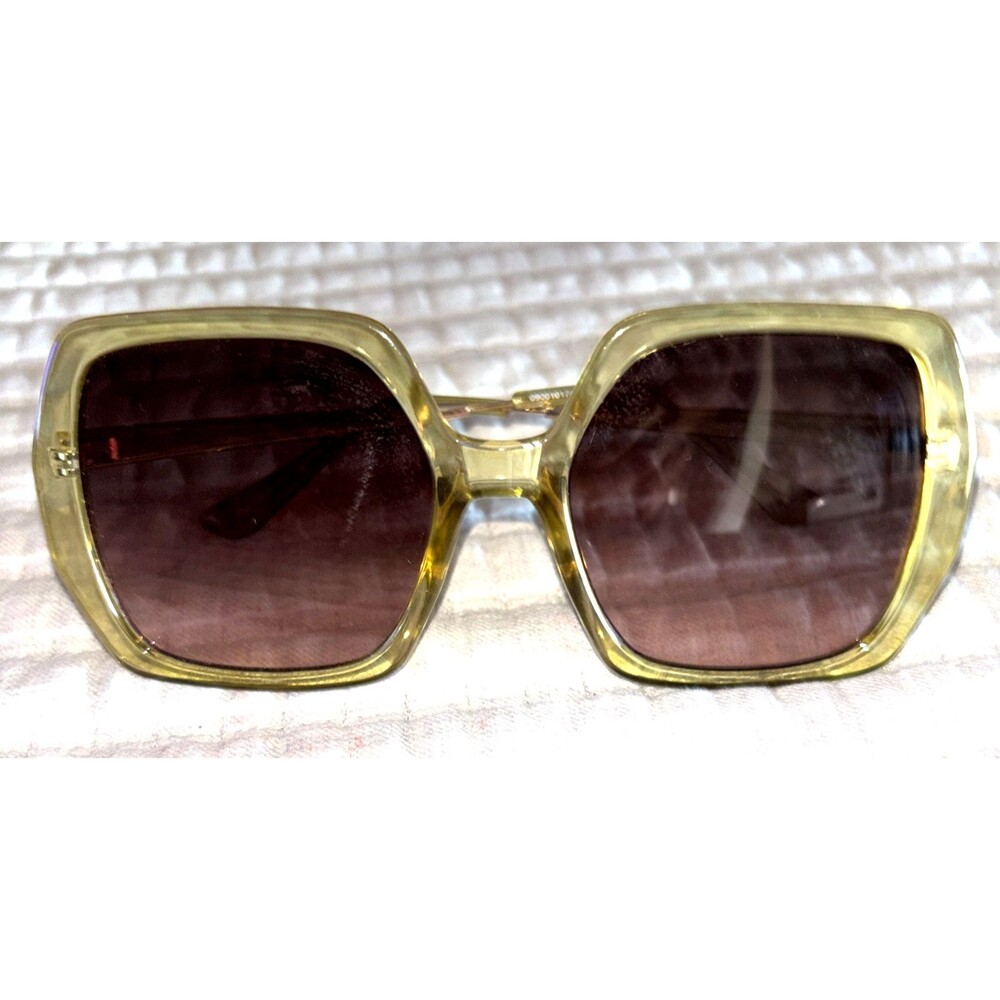 ODETTE CROWN OVERSIZED MOD SQUARE SUNGLASSES